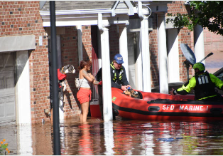 Emergency 5 Prime Time flood restoration companies near me San Antonio certified technicians with local area knowledge responding to emergency call