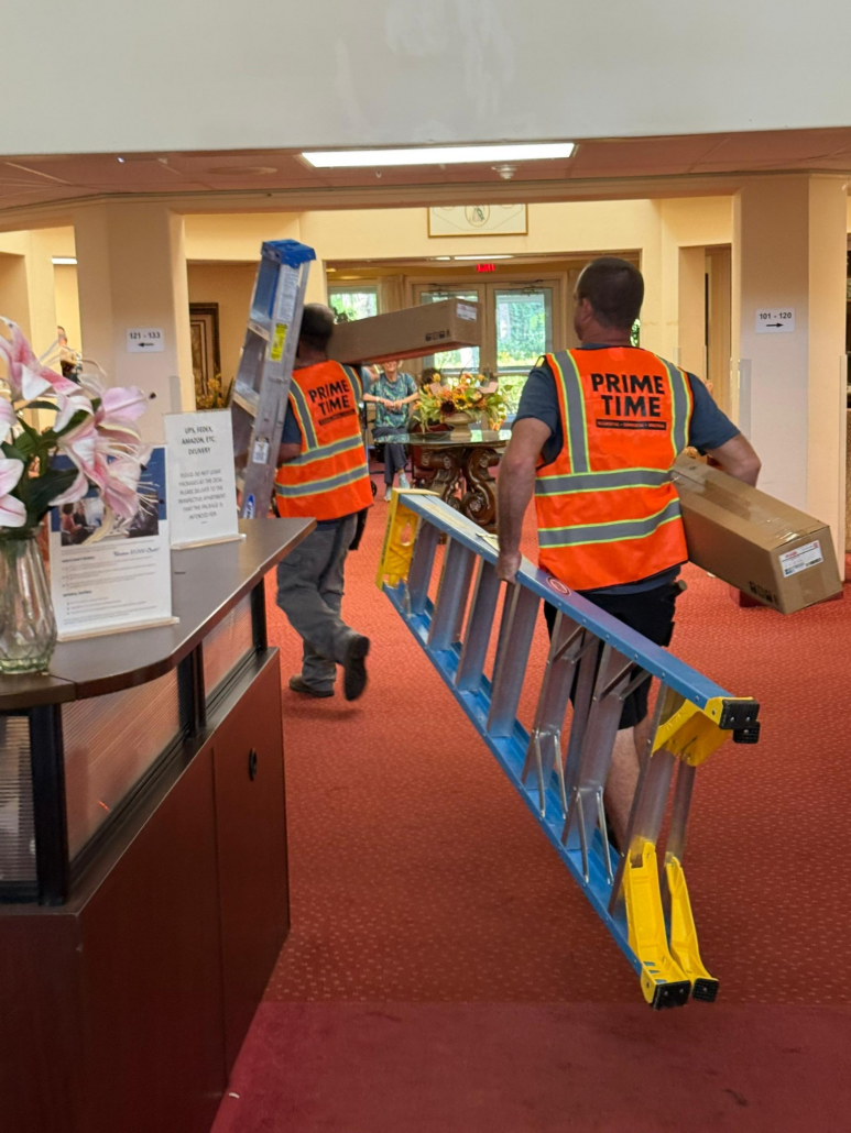 Why 24/7 Restoration Services Matter When Disaster Strikes Your Home or Business 3 24/7 restoration response team arriving at a San Antonio property after an emergency call