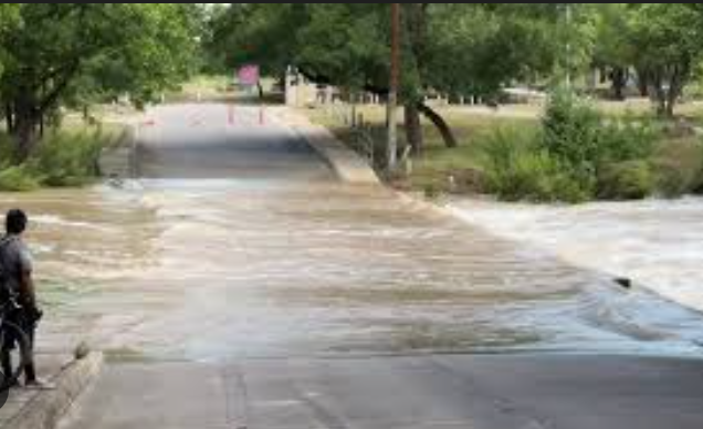 Water Damage Restoration San Antonio: 7 Proven Steps to Fast and Full Recovery 2 before and after water damage restoration san antonio kitchen floor recovery